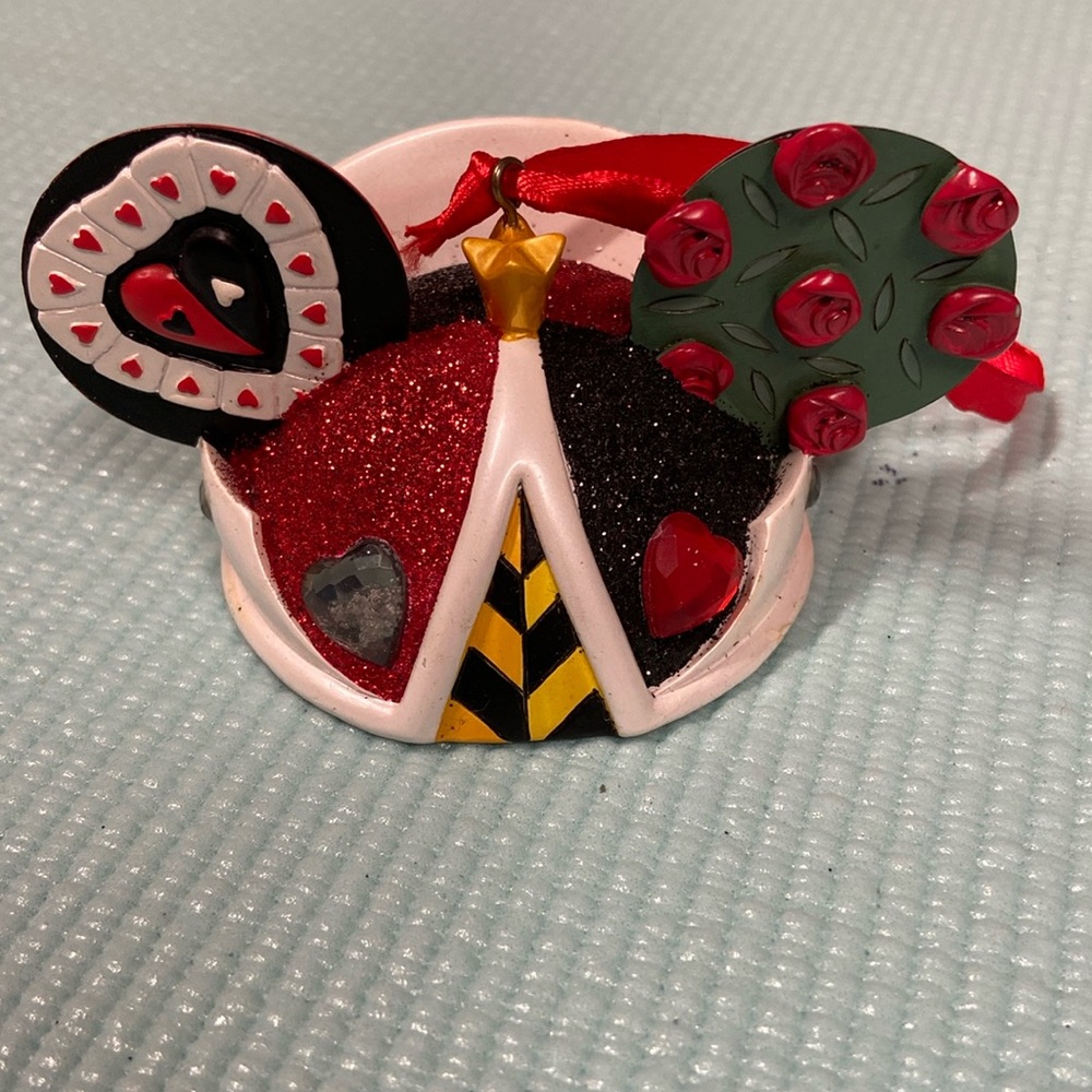 Disney ear series - queen of hearts